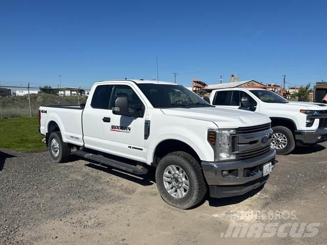 Ford F-250 Inne