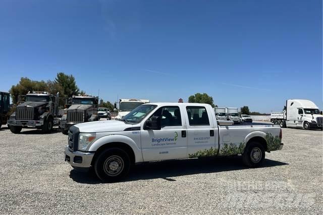 Ford F-250 Inne
