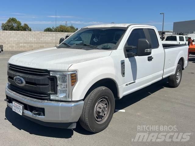 Ford F-250 Inne