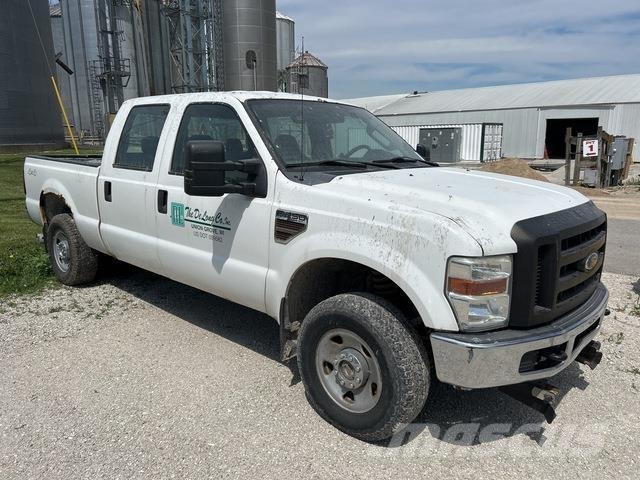 Ford F-250 Pick-upy / Pojazdy z otwieranymi burtami
