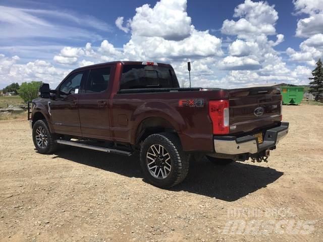Ford F-250 Inne