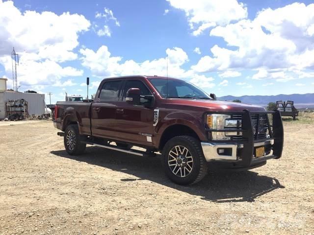Ford F-250 Inne