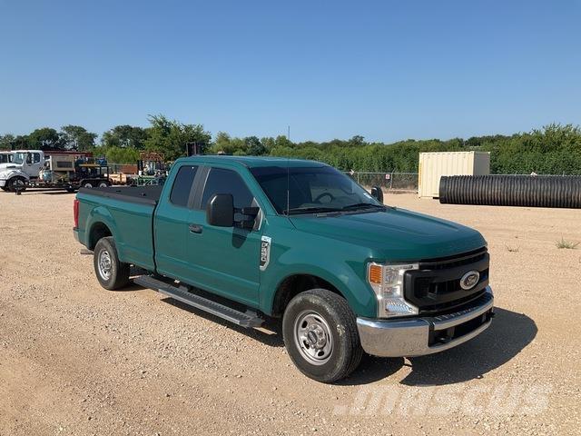 Ford F-250 Inne