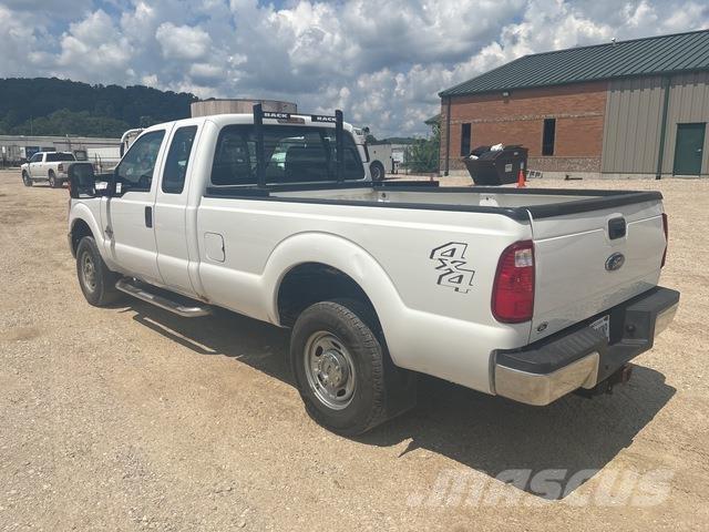 Ford F-250 Inne
