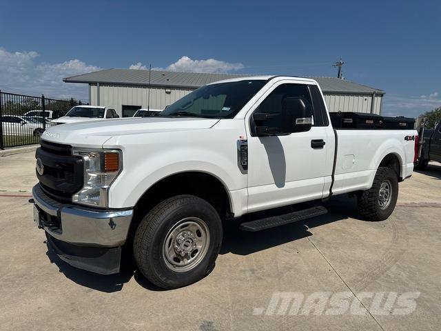Ford F-250 Inne