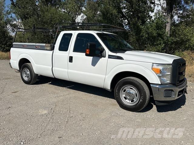 Ford F-250 Inne