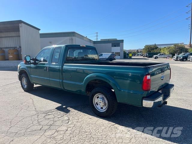 Ford F-250 Inne