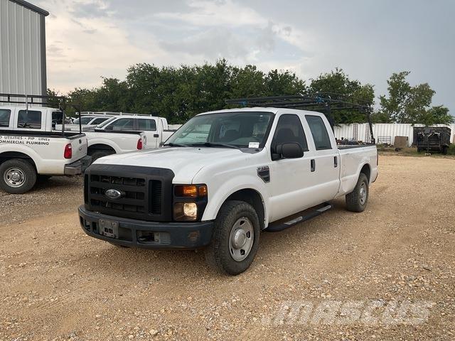 Ford F-250 Pick-upy / Pojazdy z otwieranymi burtami