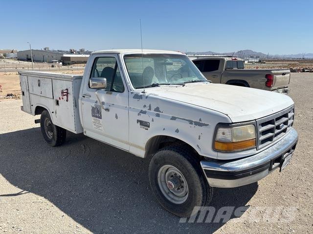 Ford F-250 Pick-upy / Pojazdy z otwieranymi burtami