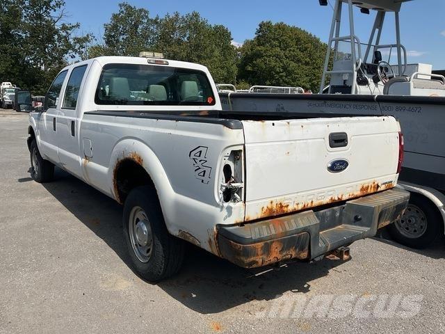 Ford F-250 Inne