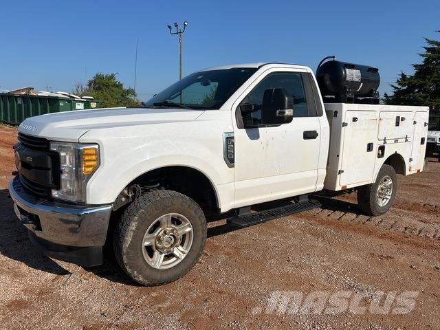 Ford F-250 Pojazdy komunalne