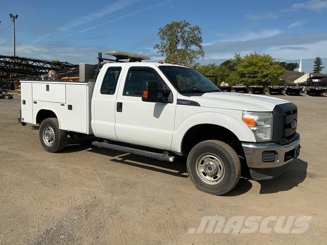 Ford F-250 Pick-upy / Pojazdy z otwieranymi burtami
