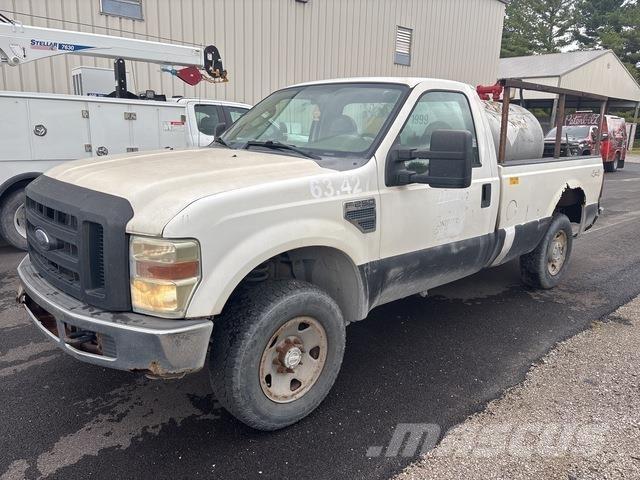 Ford F-250 Pick-upy / Pojazdy z otwieranymi burtami