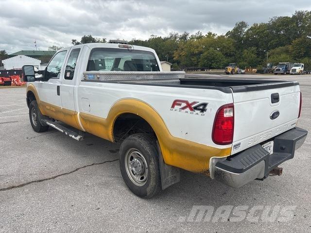 Ford F-250 Inne