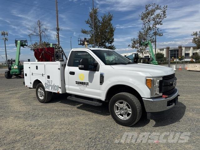 Ford F-250 Pojazdy komunalne