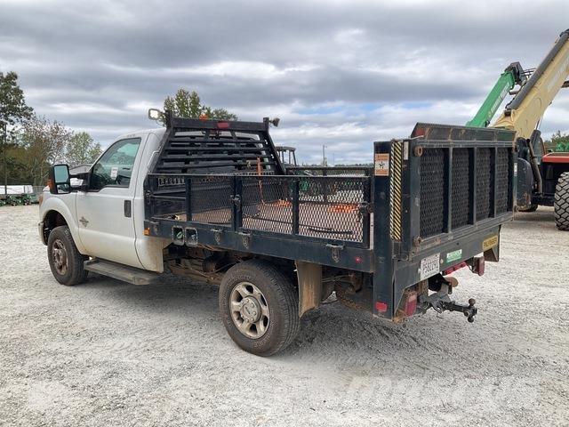 Ford F-250 Ciężarówki typu Platforma / Skrzynia