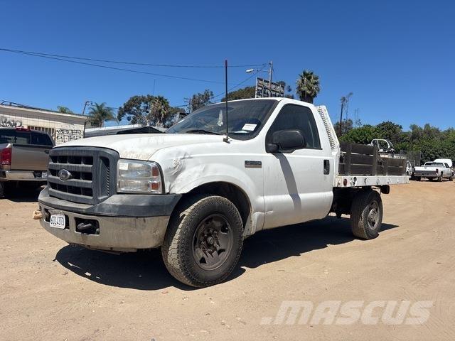 Ford F-250 Ciężarówki typu Platforma / Skrzynia