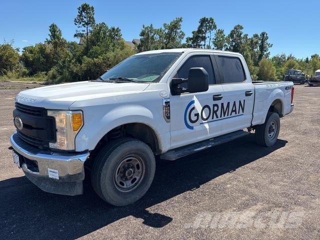 Ford F-250 Pick-upy / Pojazdy z otwieranymi burtami