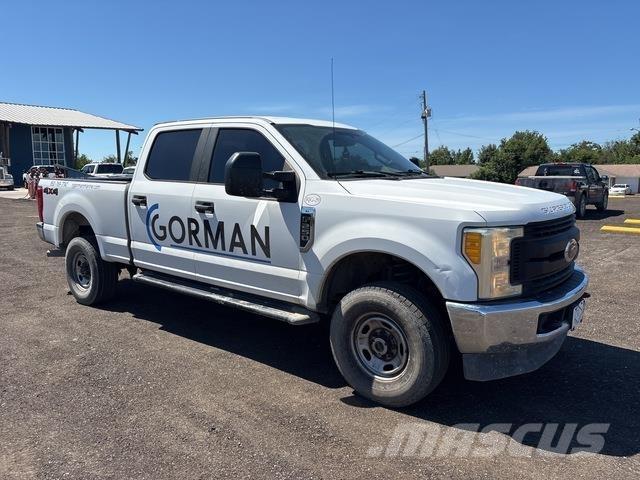 Ford F-250 Pick-upy / Pojazdy z otwieranymi burtami