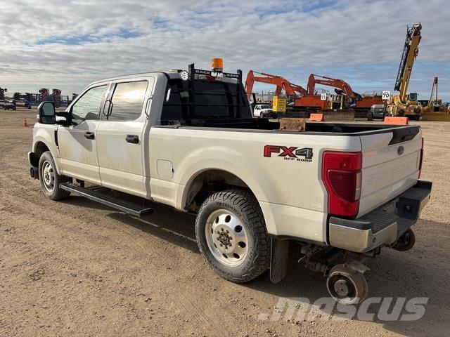 Ford F-250 Pick-upy / Pojazdy z otwieranymi burtami