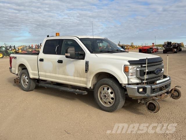 Ford F-250 Pick-upy / Pojazdy z otwieranymi burtami