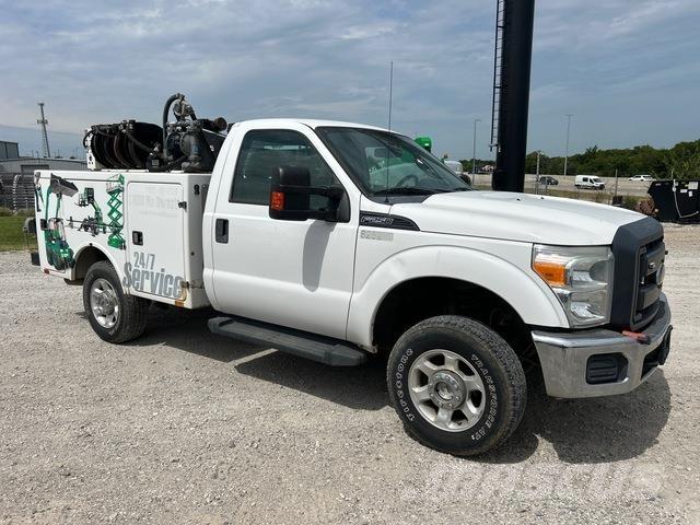 Ford F-250 Pojazdy komunalne