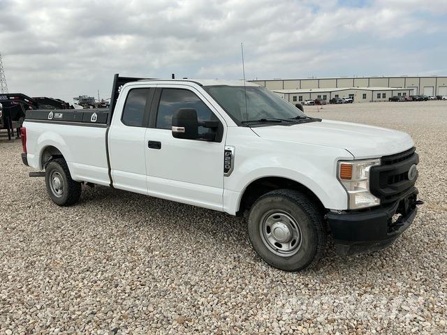 Ford F-250 Pick-upy / Pojazdy z otwieranymi burtami