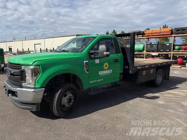 Ford F-350 Ciężarówki typu Platforma / Skrzynia