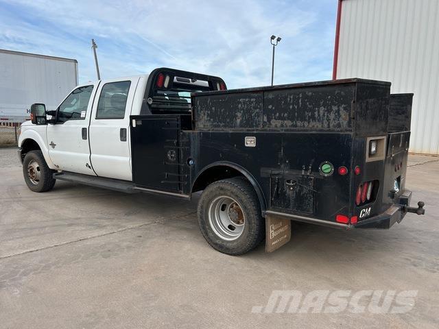 Ford F-350 Pick-upy / Pojazdy z otwieranymi burtami