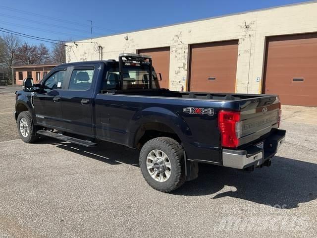 Ford F-350 Inne