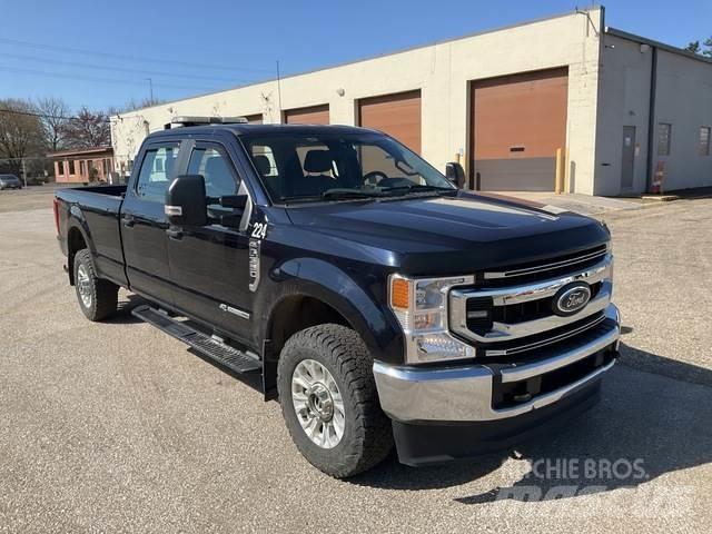 Ford F-350 Inne