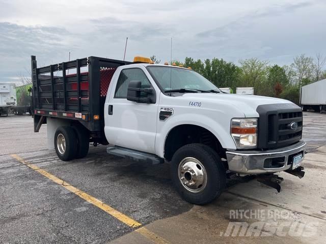 Ford F-350 Ciężarówki typu Platforma / Skrzynia