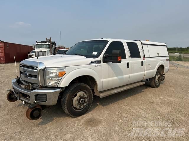 Ford F-350 Inne