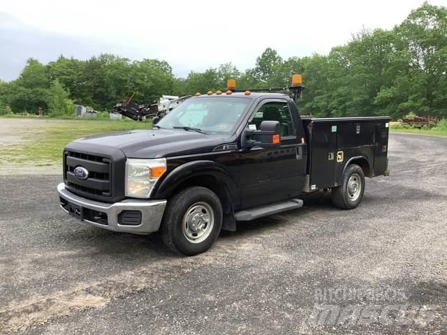 Ford F-350 Pick-upy / Pojazdy z otwieranymi burtami