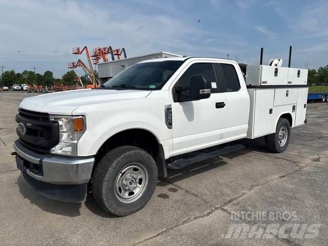Ford F-350 Pojazdy komunalne