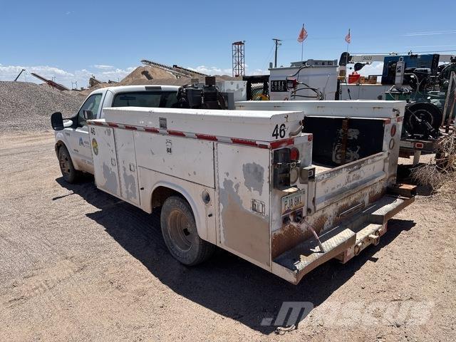 Ford F-350 Pick-upy / Pojazdy z otwieranymi burtami
