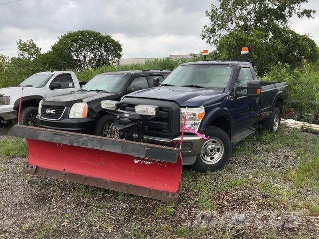 Ford F-350 Inne