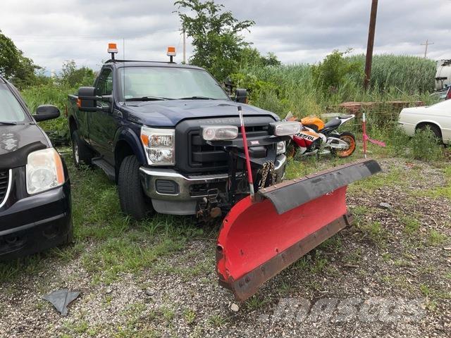 Ford F-350 Inne
