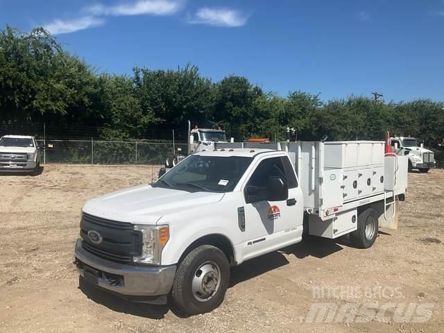 Ford F-350 Maszyny budowlane - Inne