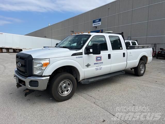 Ford F-350 Inne