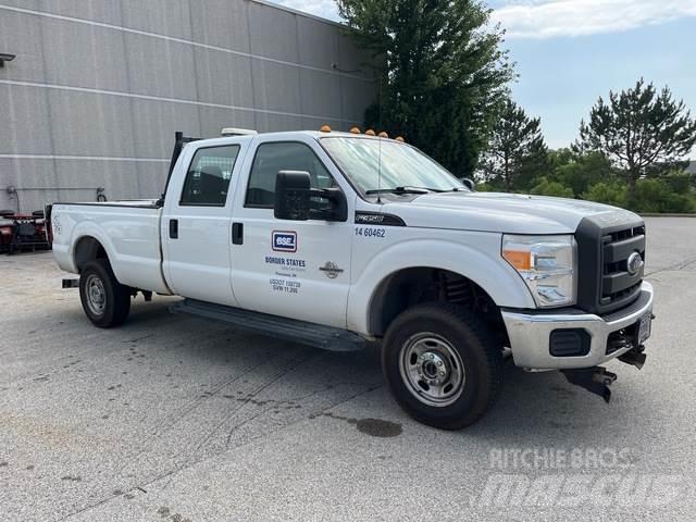 Ford F-350 Inne