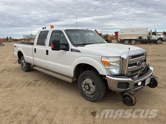 Ford F-350 Pick-upy / Pojazdy z otwieranymi burtami