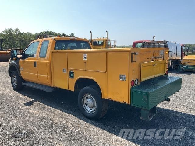 Ford F-350 Pick-upy / Pojazdy z otwieranymi burtami