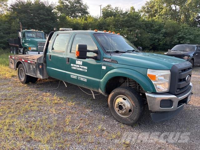 Ford F-350 Ciężarówki typu Platforma / Skrzynia