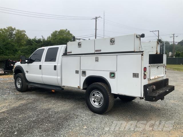 Ford F-350 Pick-upy / Pojazdy z otwieranymi burtami