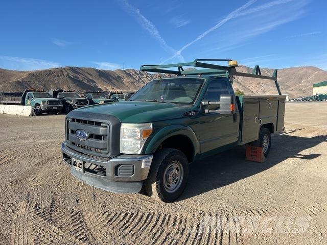 Ford F-350 Pick-upy / Pojazdy z otwieranymi burtami