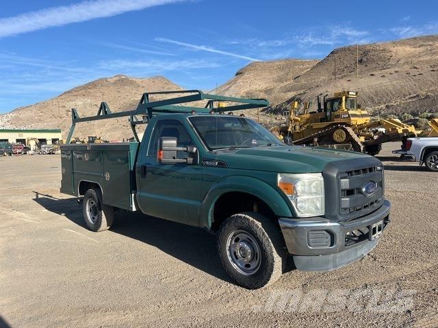 Ford F-350 Pick-upy / Pojazdy z otwieranymi burtami