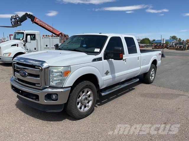 Ford F-350 Inne