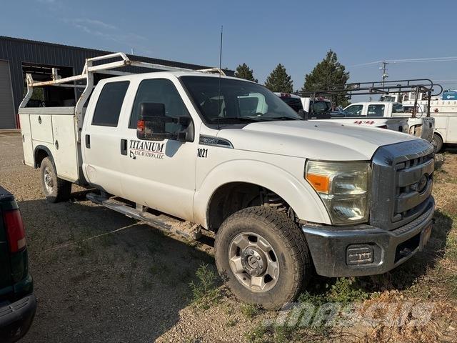 Ford F-350 Pick-upy / Pojazdy z otwieranymi burtami