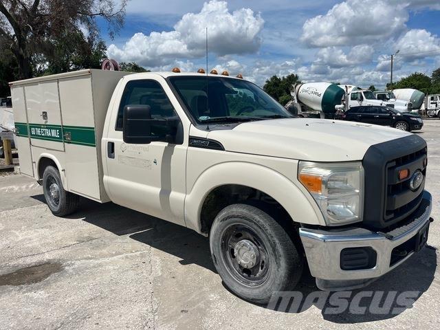 Ford F-350 Pick-upy / Pojazdy z otwieranymi burtami